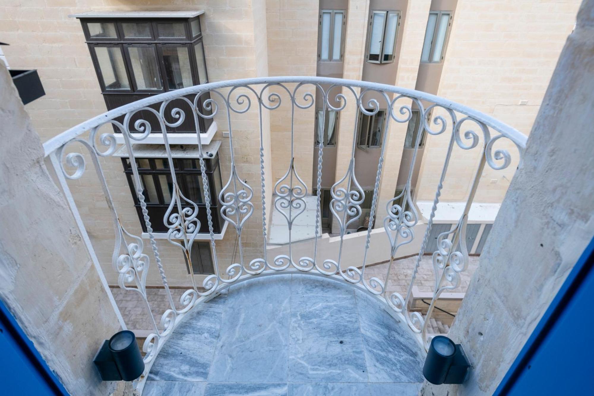 Mandera'S Boutique Suites & Dorms Valletta Exteriör bild