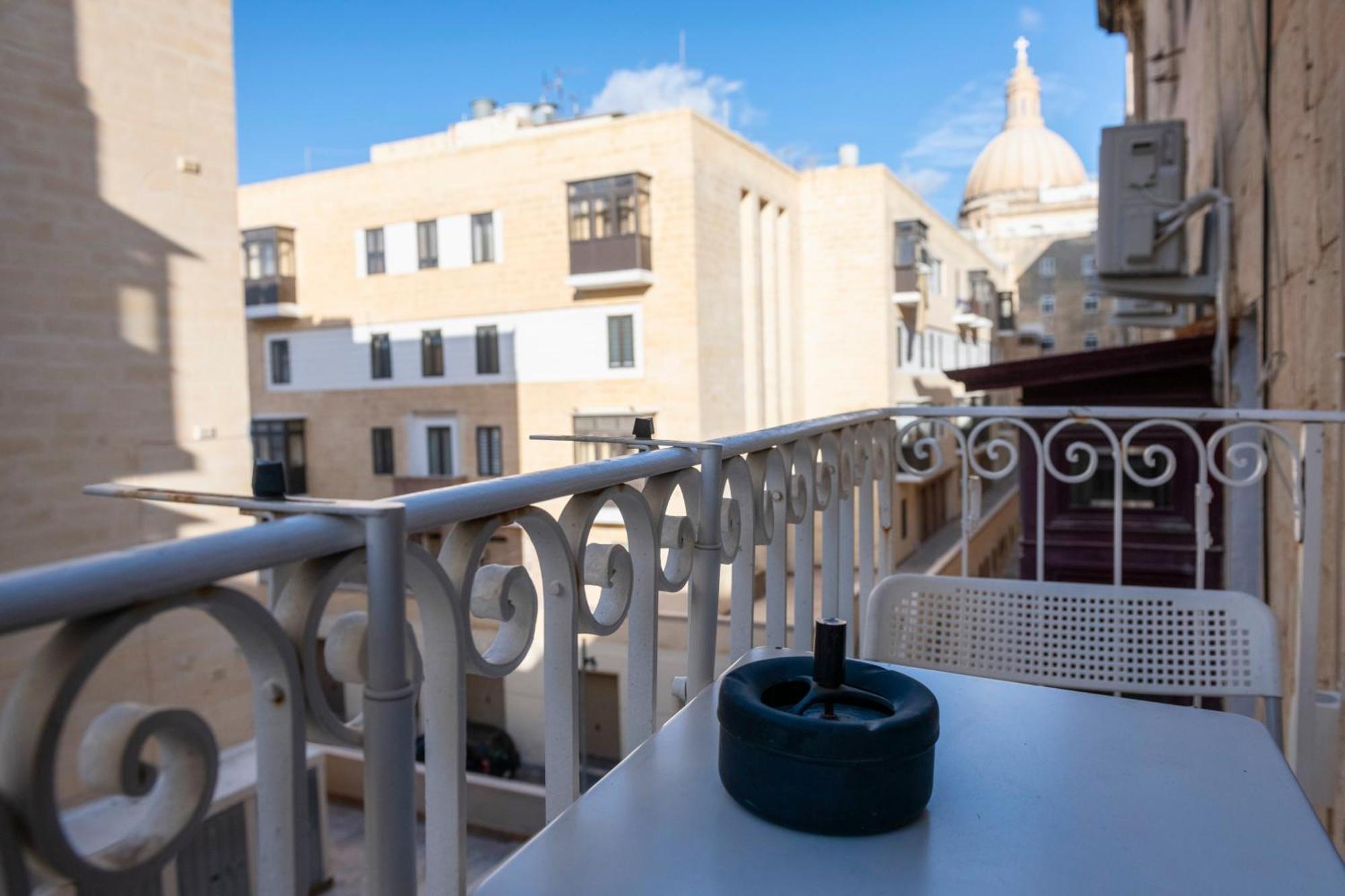 Mandera'S Boutique Suites & Dorms Valletta Exteriör bild