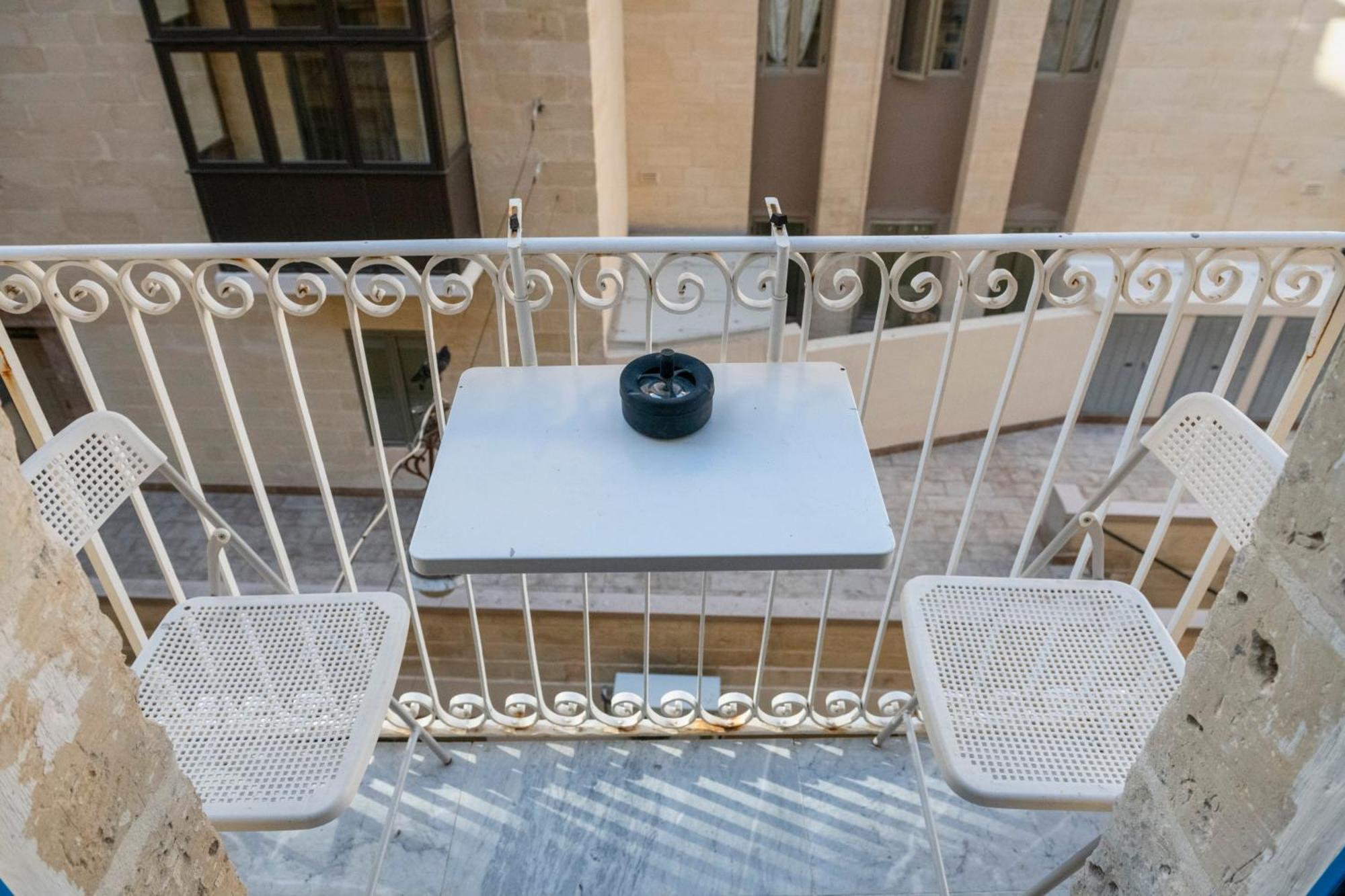Mandera'S Boutique Suites & Dorms Valletta Exteriör bild
